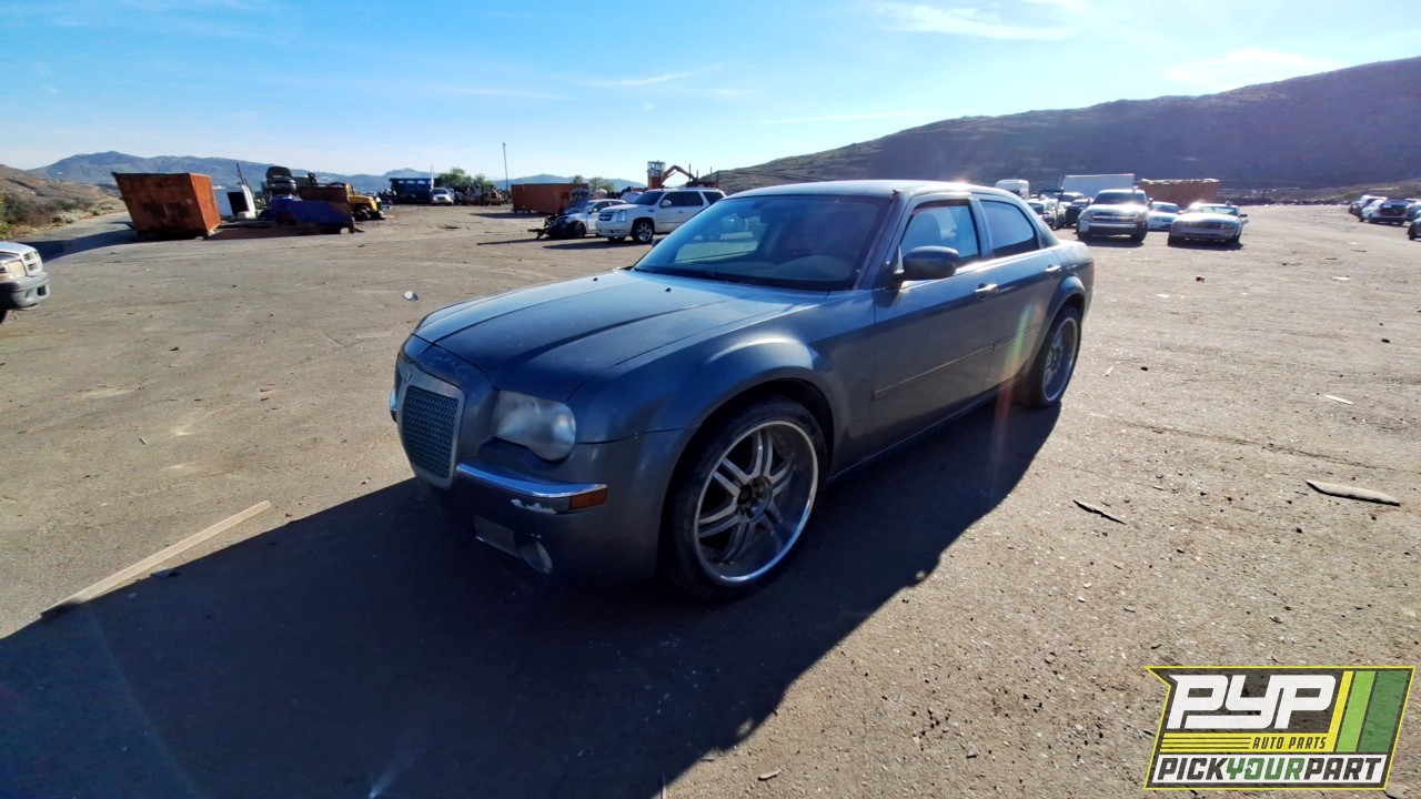 2006 CHRYSLER 300 available for parts