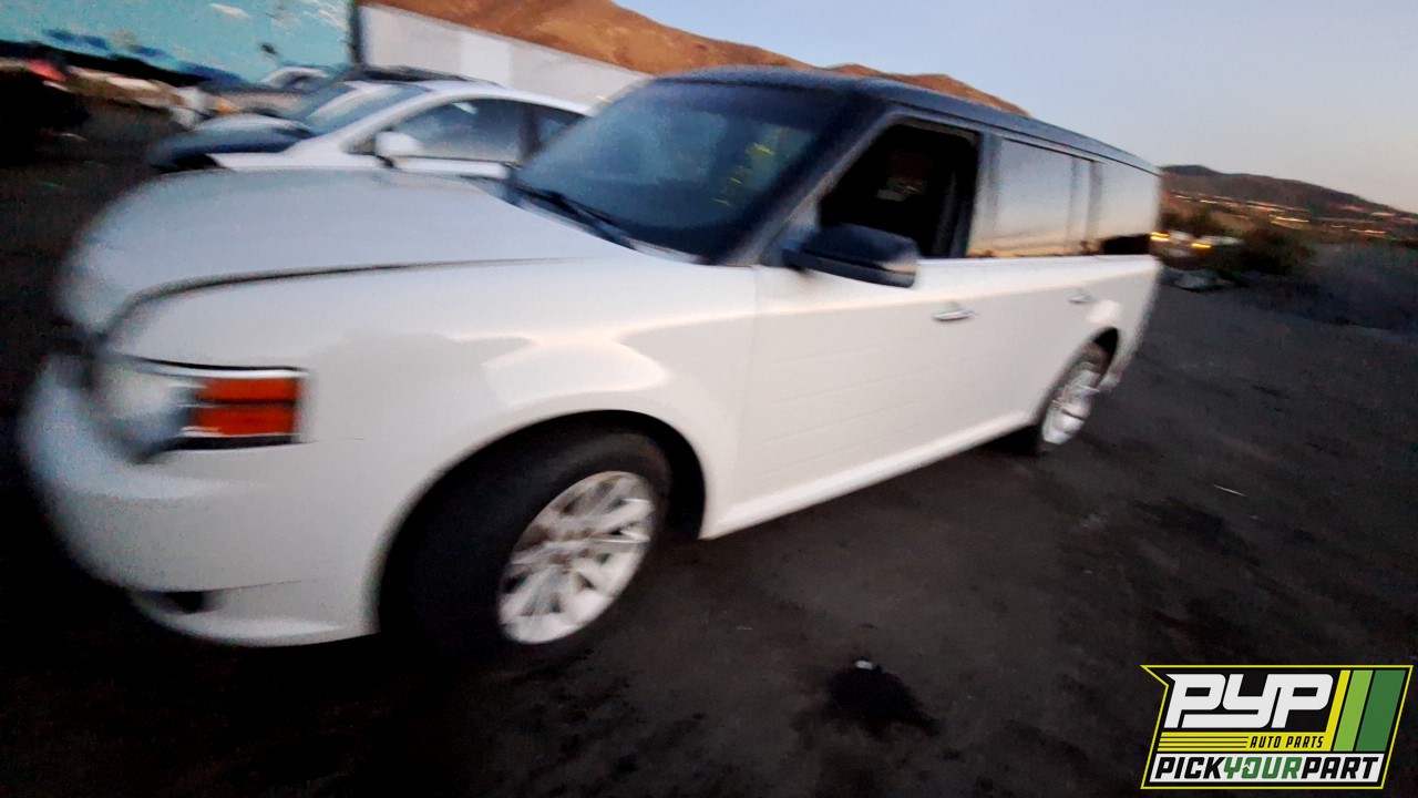2009 FORD FLEX available for parts