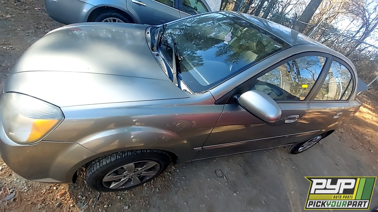 2011 KIA RIO available for parts
