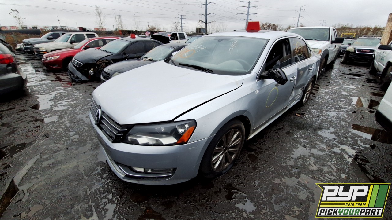 2012 VOLKSWAGEN PASSAT partes disponibles