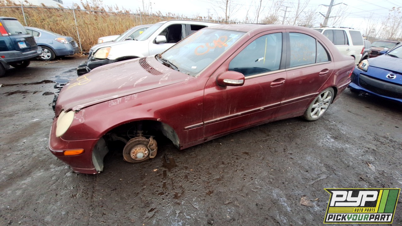 2003 MERCEDES-BENZ C230 partes disponibles