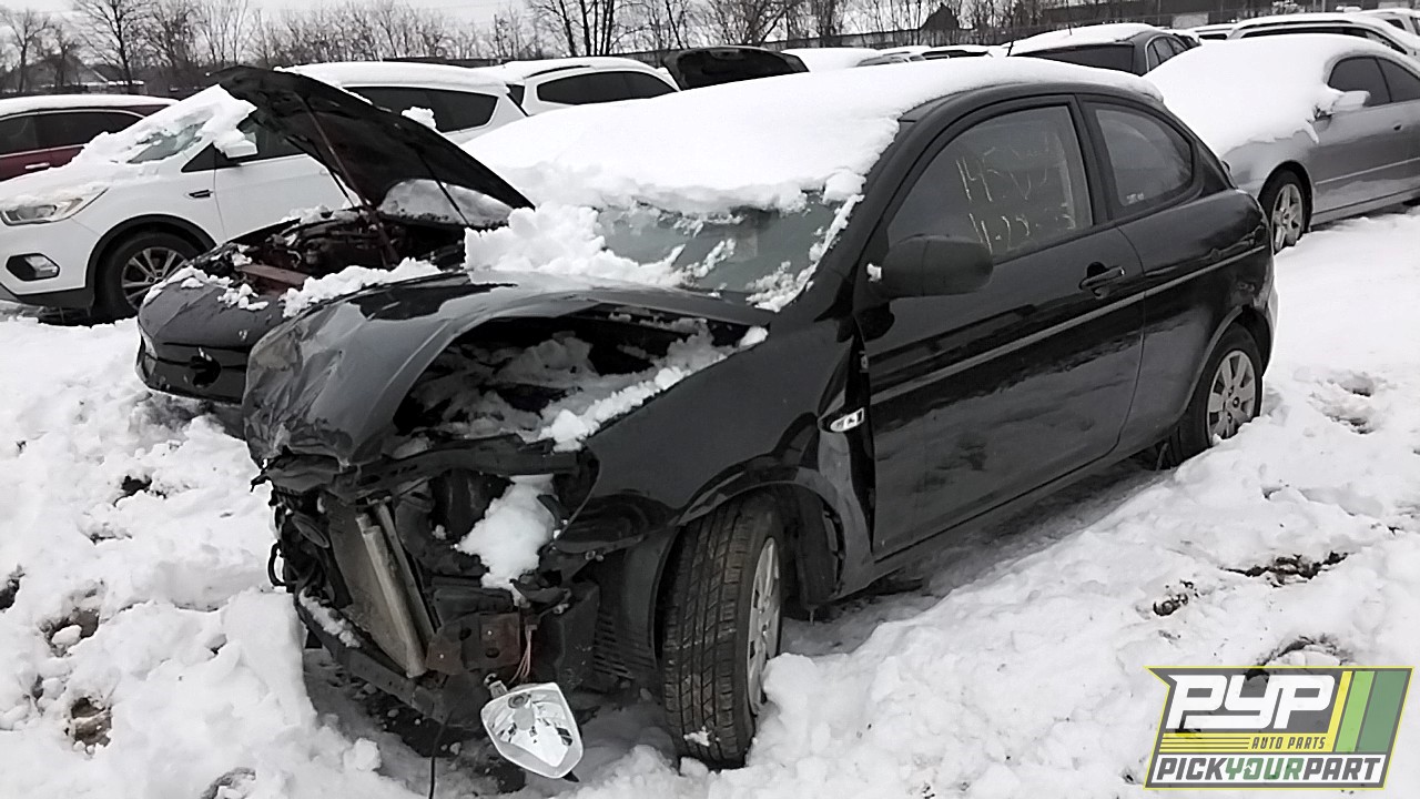 2011 HYUNDAI ACCENT partes disponibles