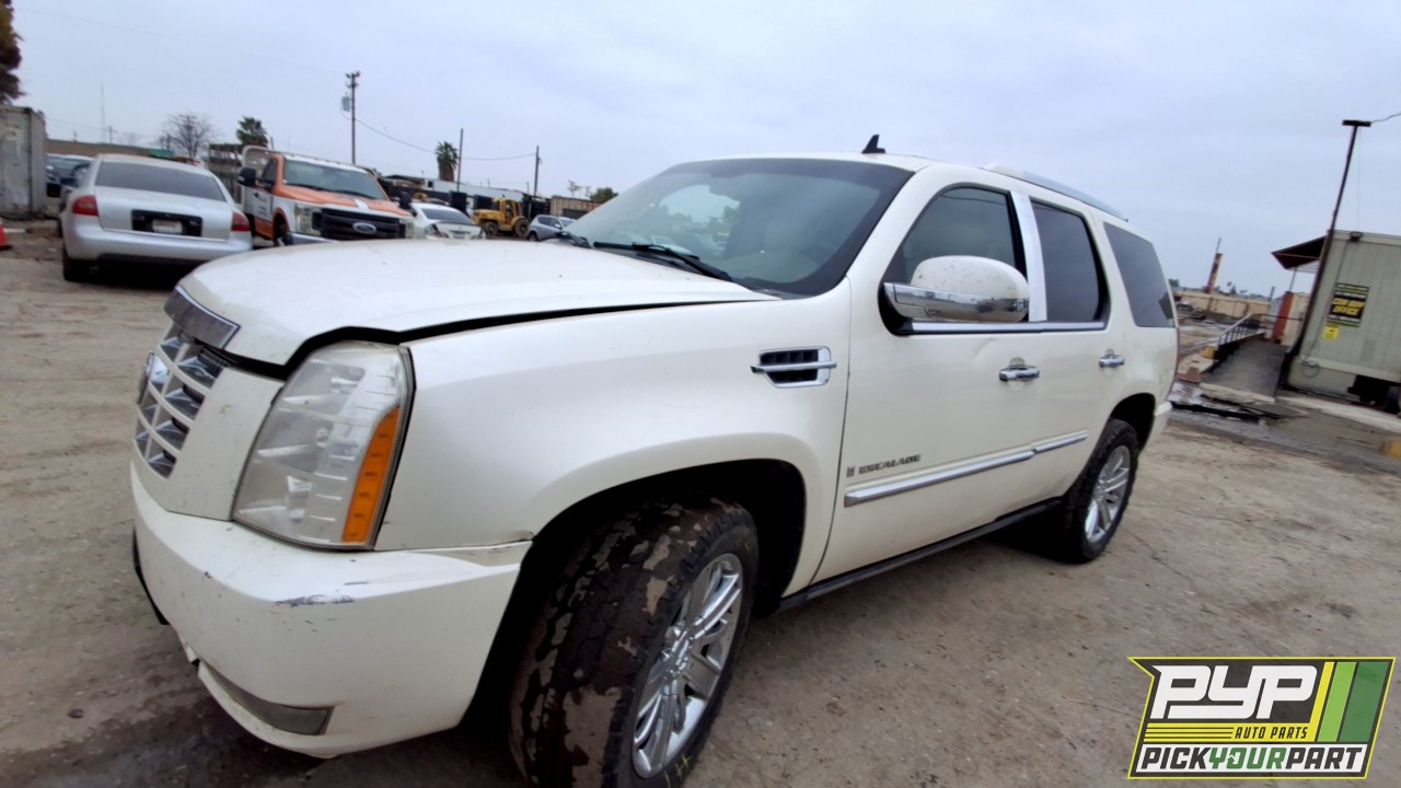 2007 CADILLAC ESCALADE available for parts