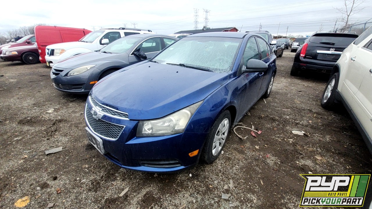 2013 CHEVROLET CRUZE partes disponibles