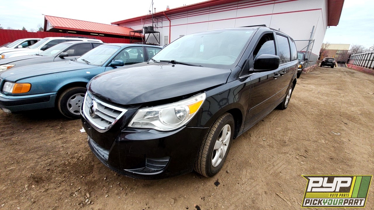 2011 VOLKSWAGEN ROUTAN available for parts