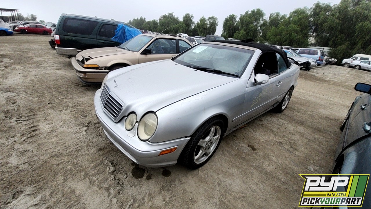 2002 MERCEDES-BENZ CLK430 partes disponibles