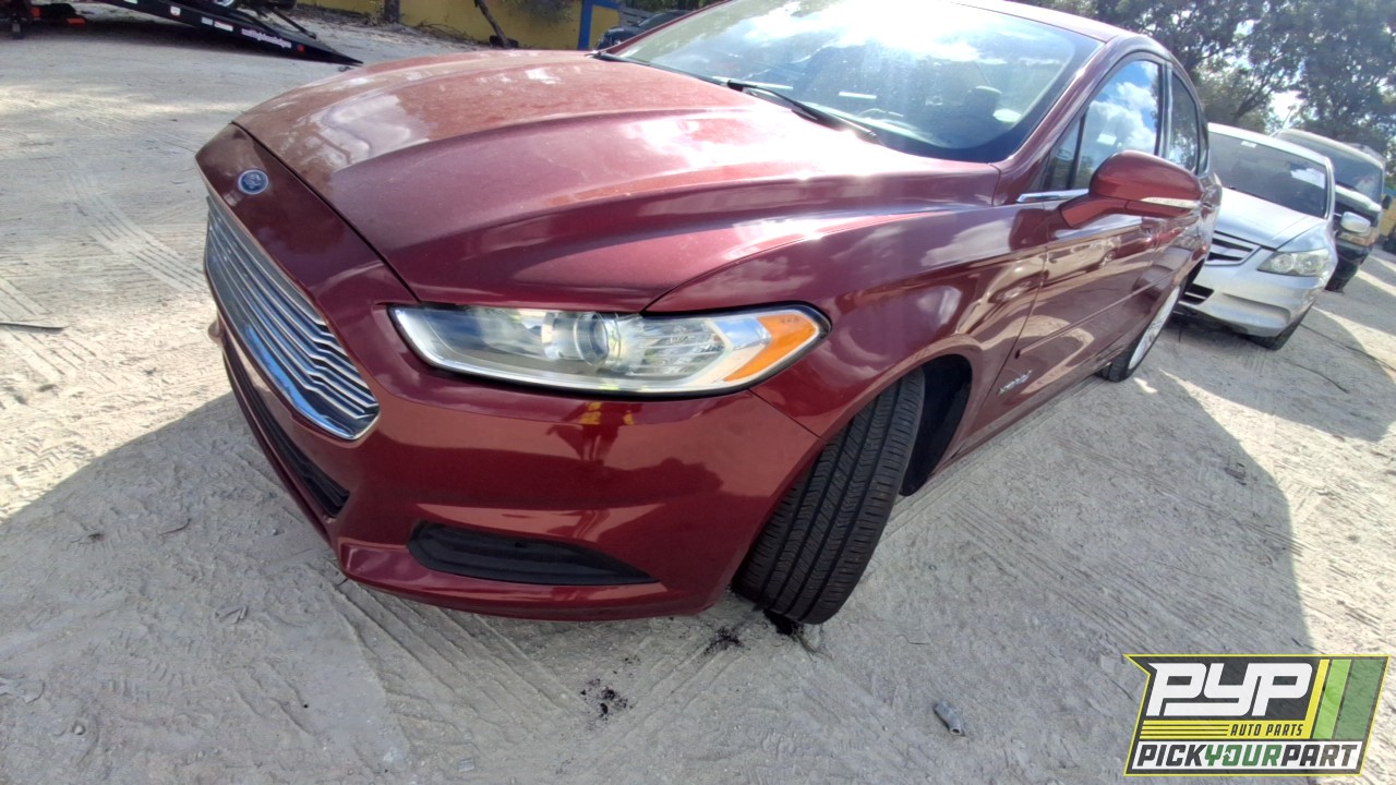 2013 FORD FUSION partes disponibles
