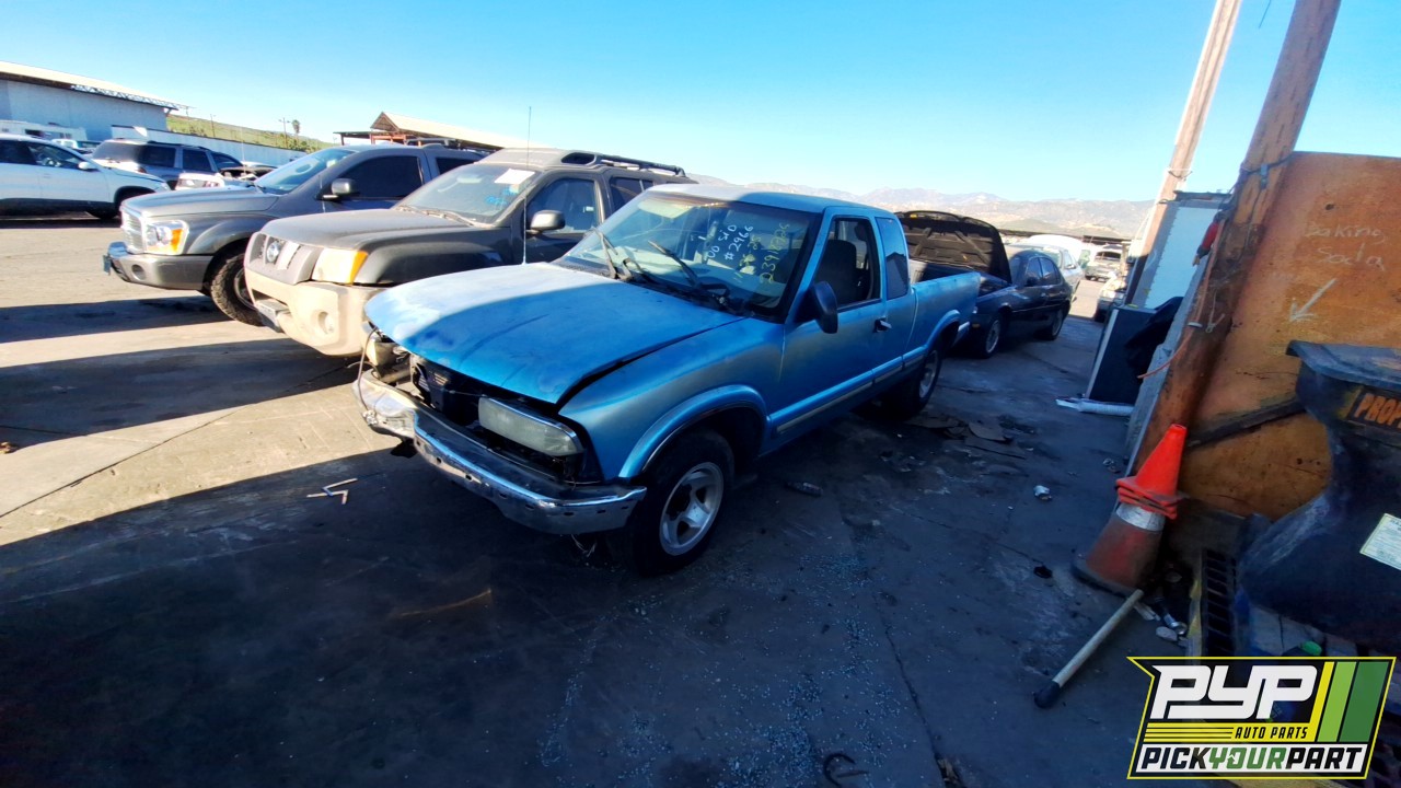 2000 CHEVROLET S10 available for parts