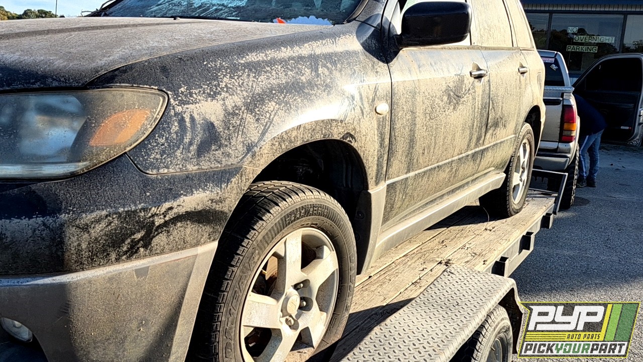 2003 MITSUBISHI OUTLANDER partes disponibles