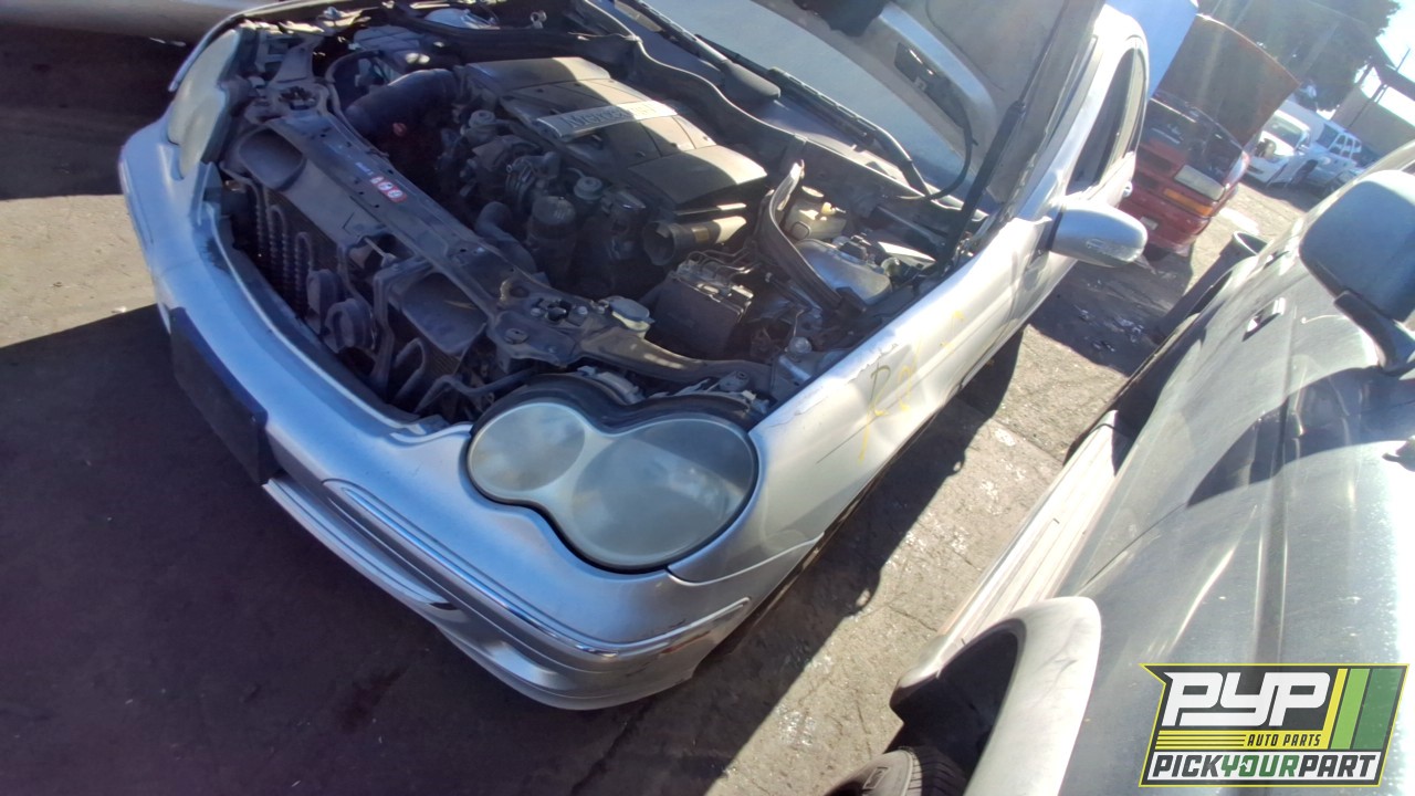2005 MERCEDES-BENZ C240 partes disponibles