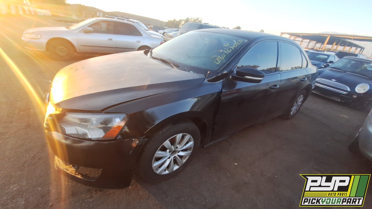 2013 VOLKSWAGEN PASSAT partes disponibles