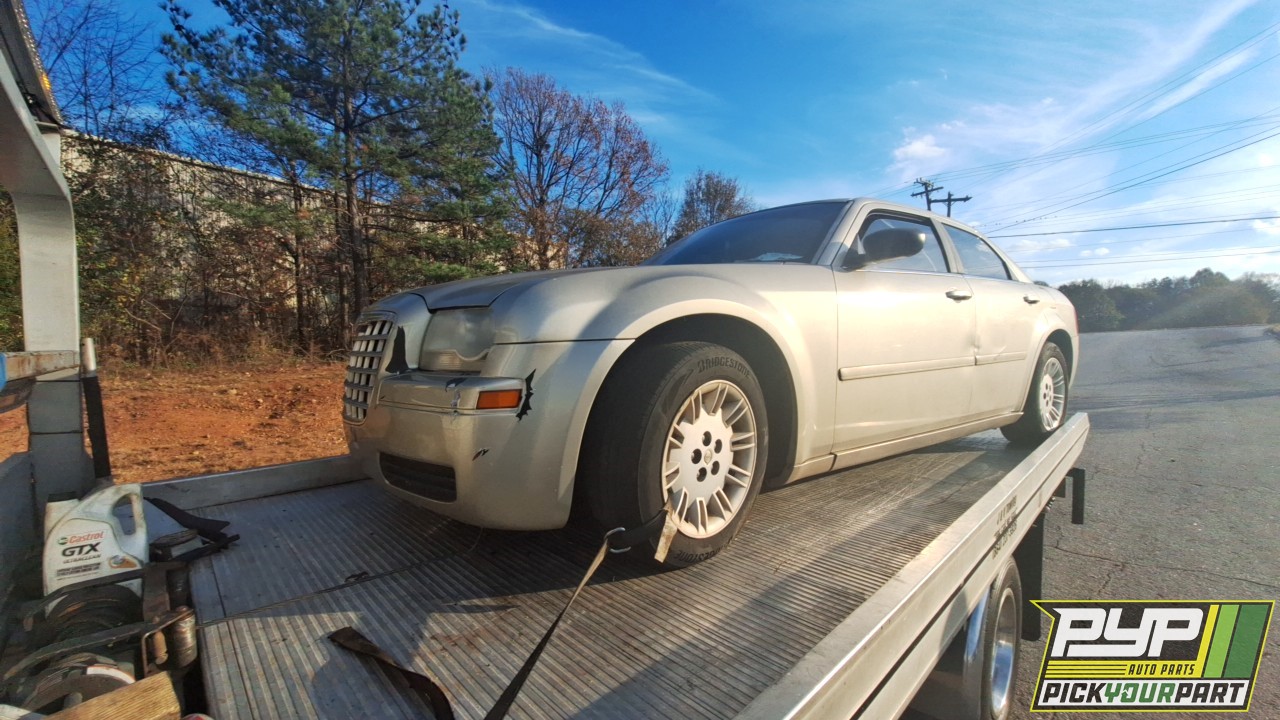 2006 CHRYSLER 300 partes disponibles