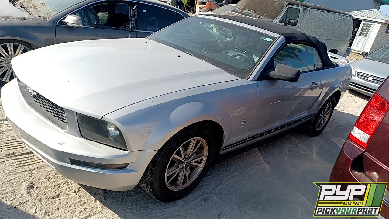 2005 FORD MUSTANG partes disponibles