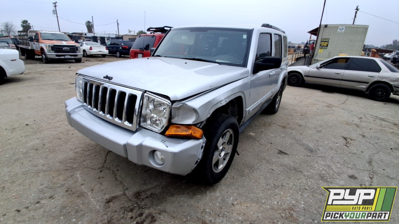 2009 JEEP COMMANDER available for parts