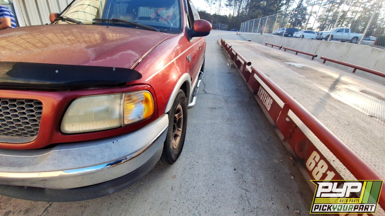 2002 FORD F-150 partes disponibles