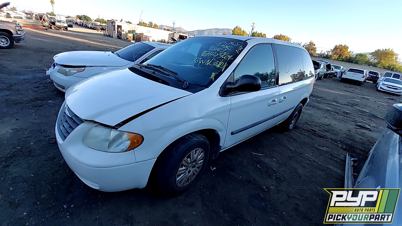 2005 CHRYSLER TOWN & COUNTRY partes disponibles