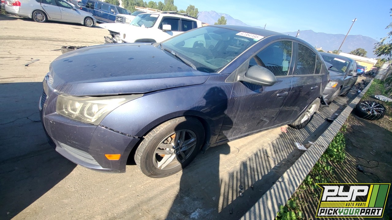 2013 CHEVROLET CRUZE partes disponibles
