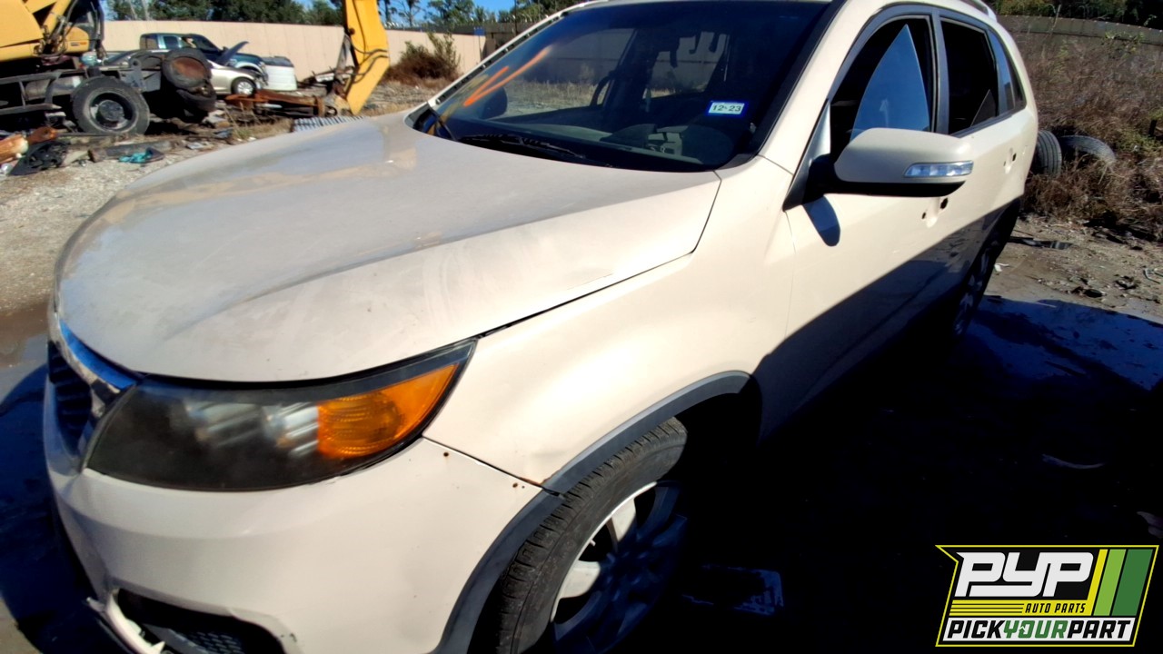 2011 KIA SORENTO available for parts