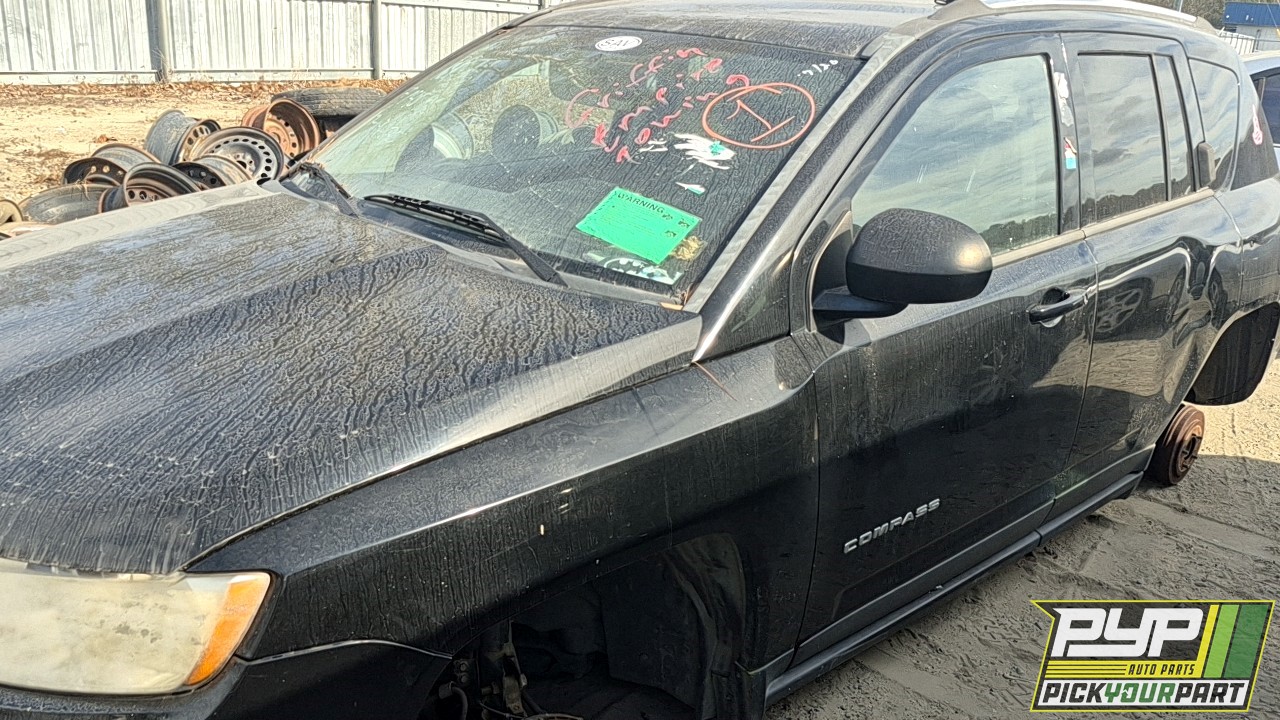 2013 JEEP COMPASS partes disponibles