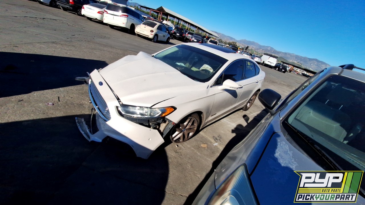 2013 FORD FUSION partes disponibles