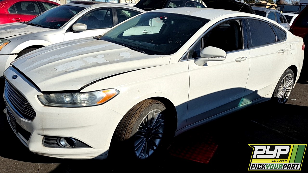 2013 FORD FUSION partes disponibles