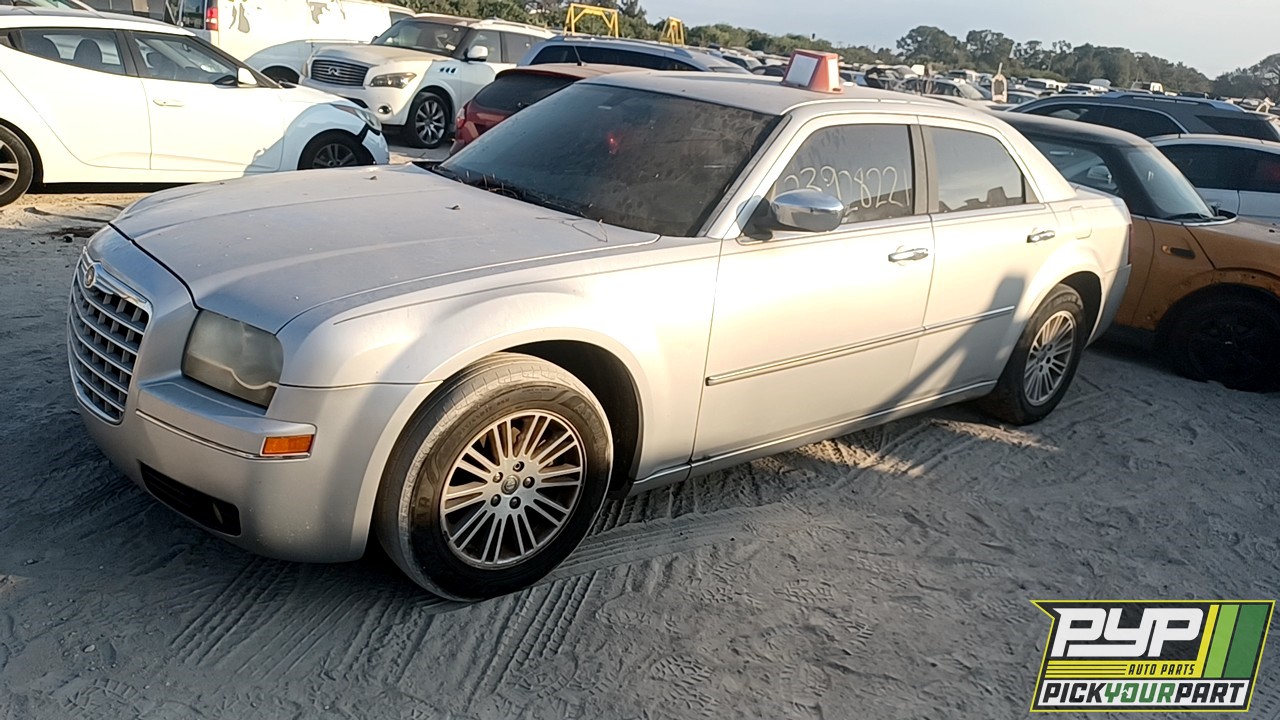 2010 CHRYSLER 300 partes disponibles