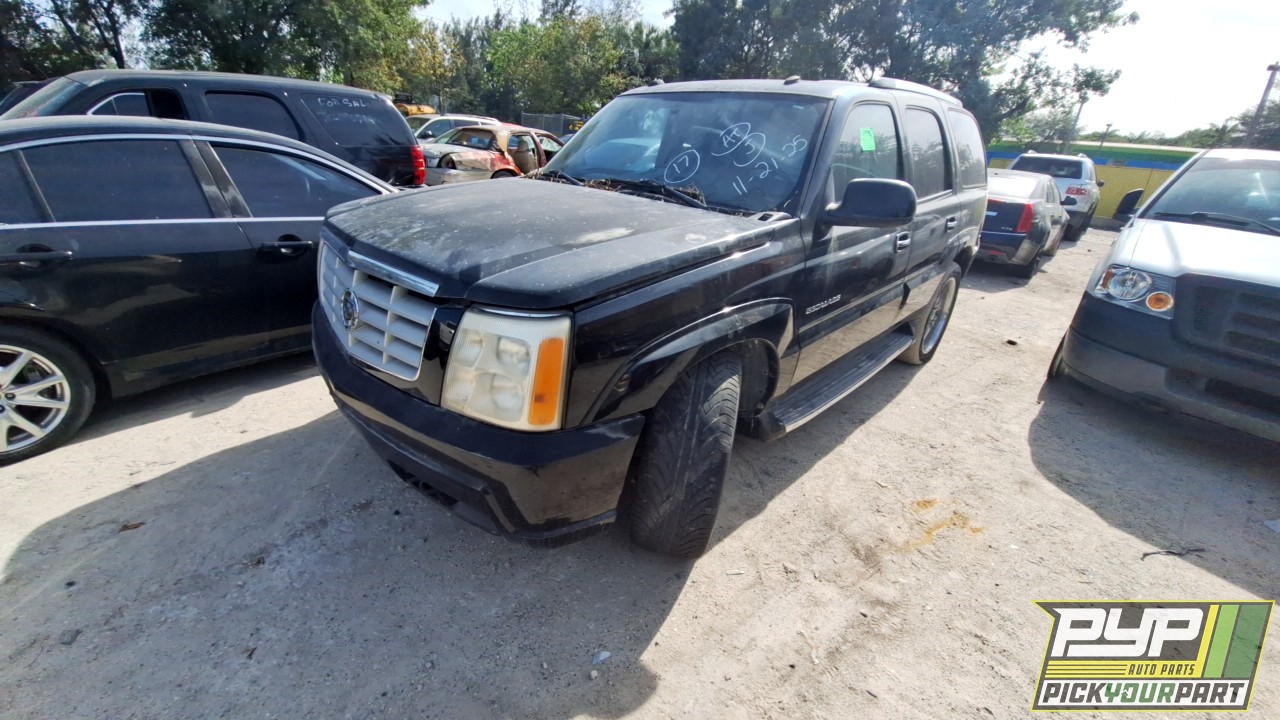 2003 CADILLAC ESCALADE available for parts
