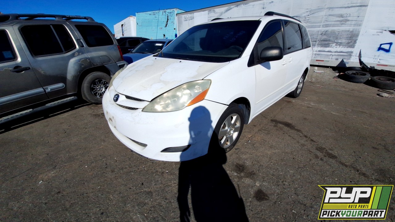 2008 TOYOTA SIENNA partes disponibles