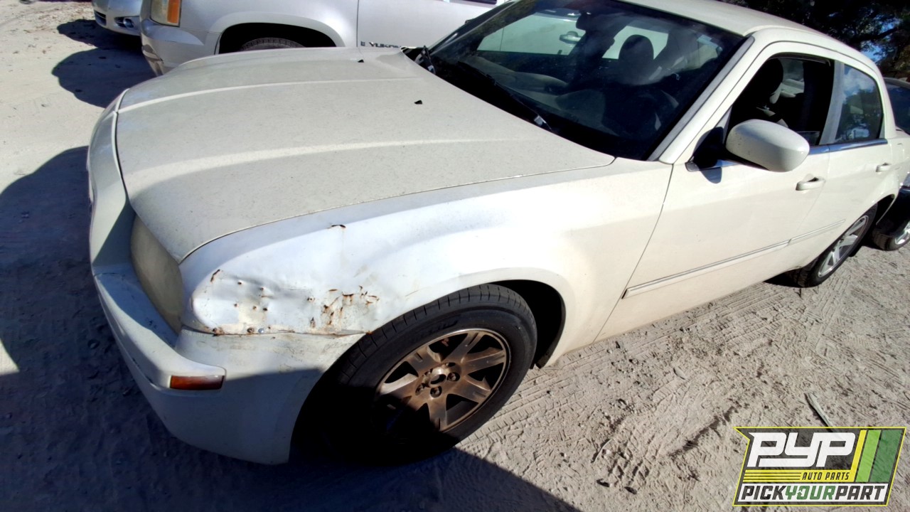2007 CHRYSLER 300 available for parts