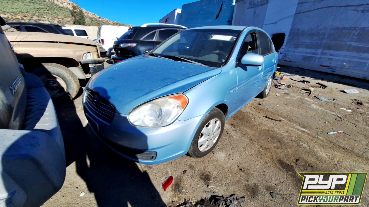 2010 HYUNDAI ACCENT partes disponibles