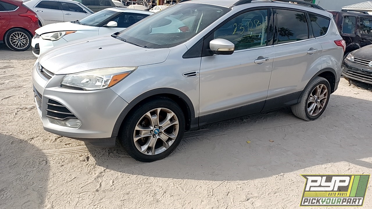 2013 FORD ESCAPE partes disponibles