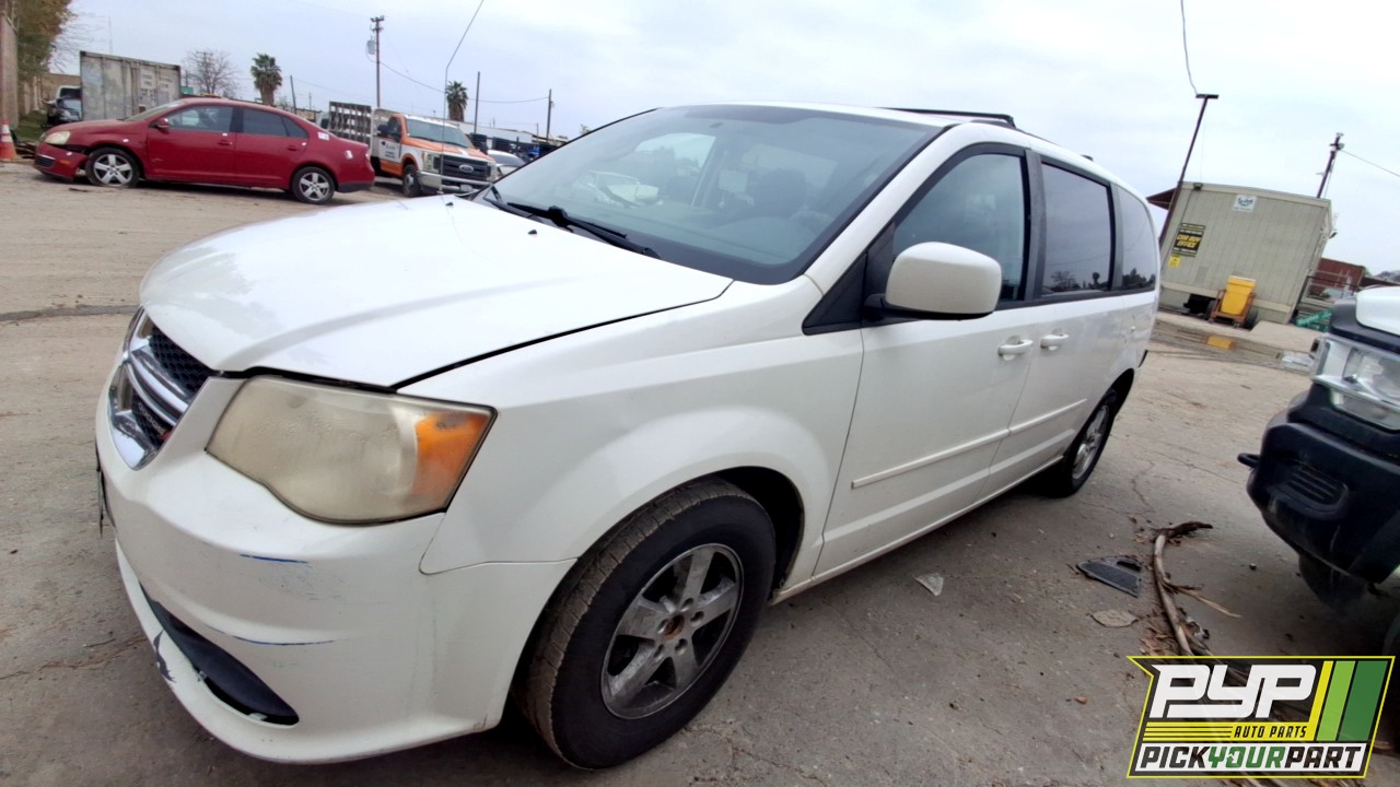2013 DODGE GRAND CARAVAN available for parts