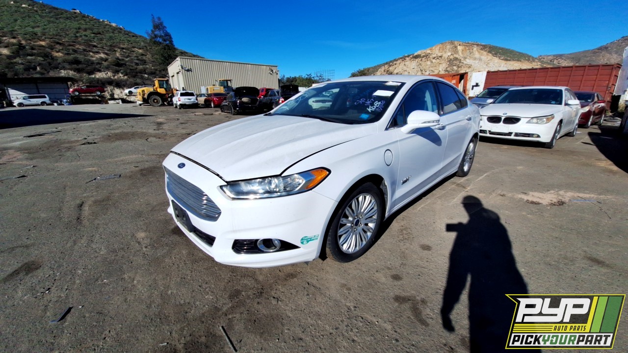 2014 FORD FUSION available for parts