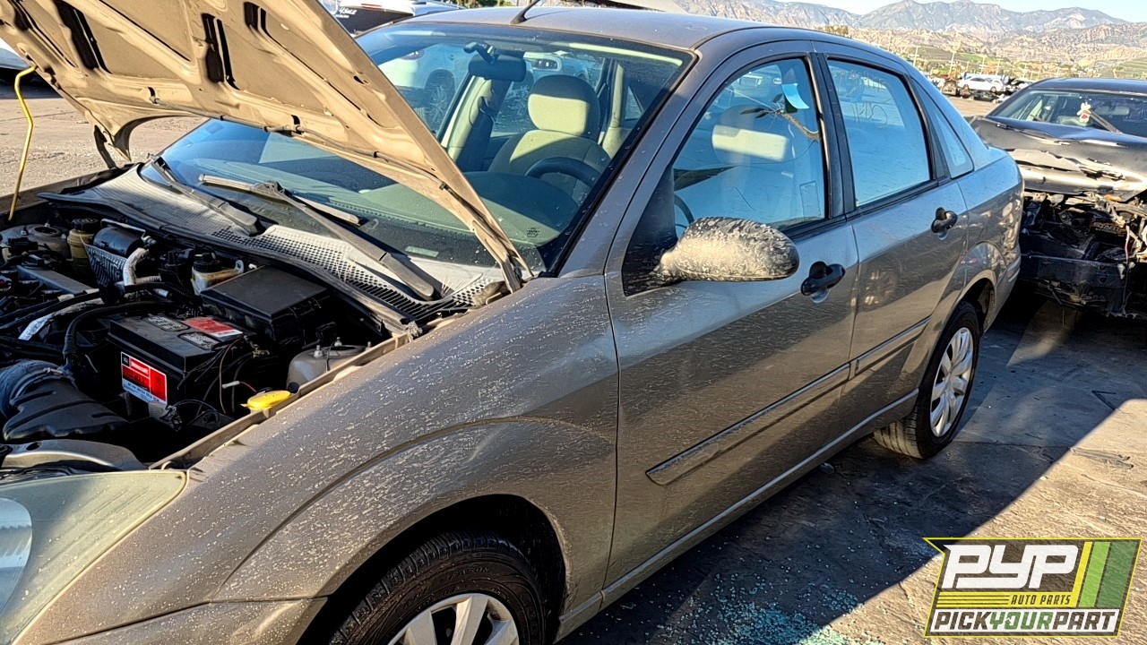 2004 FORD FOCUS available for parts