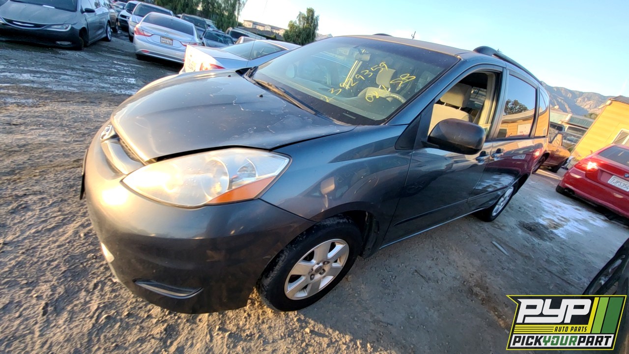 2007 TOYOTA SIENNA available for parts