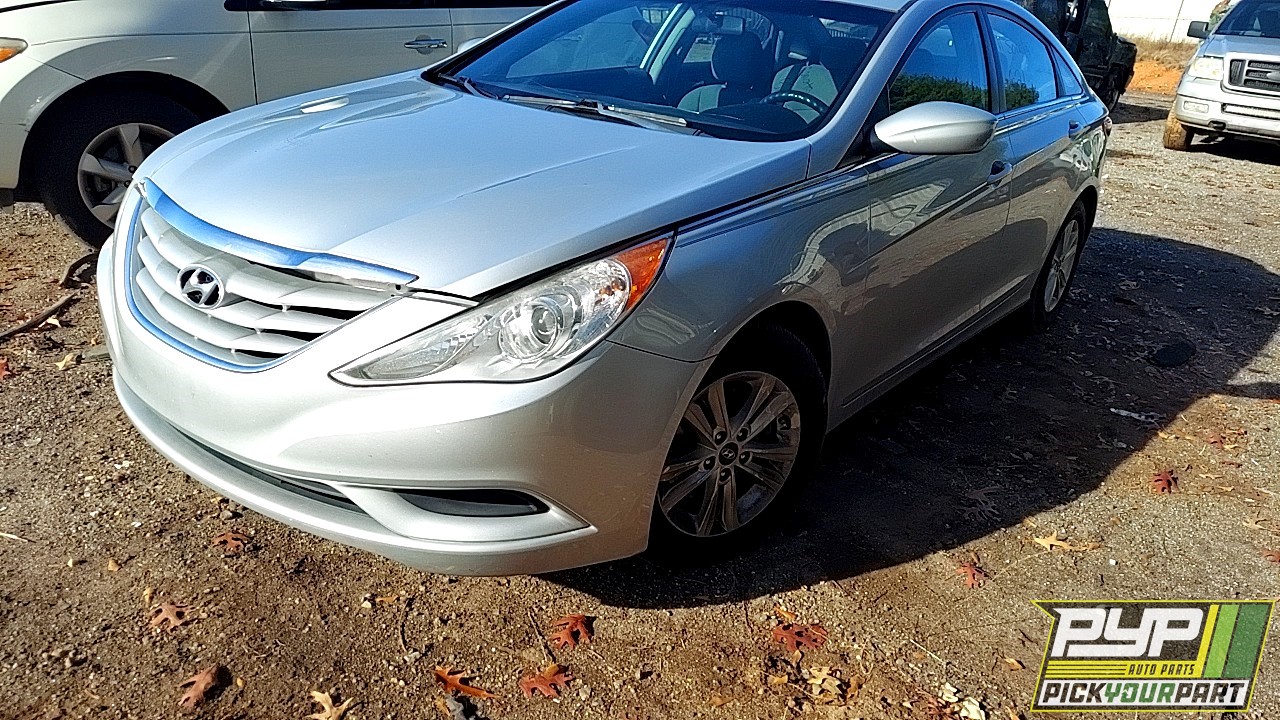 2011 HYUNDAI SONATA available for parts