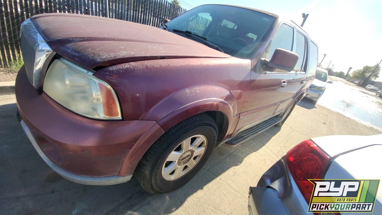 2004 LINCOLN NAVIGATOR available for parts
