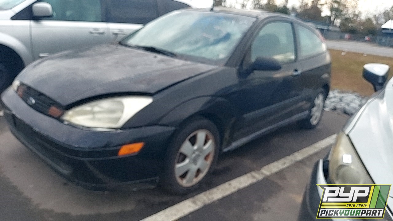 2002 FORD FOCUS available for parts
