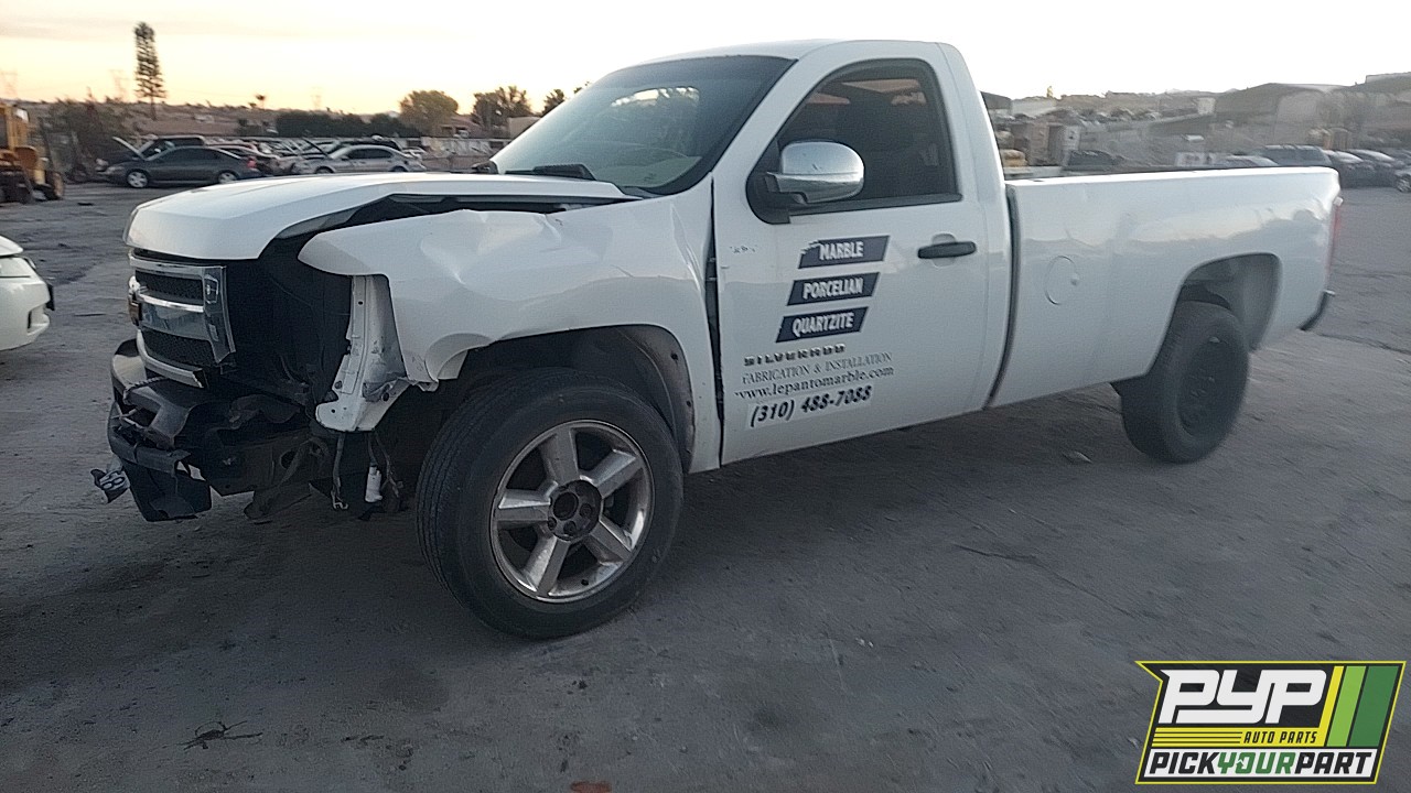 2013 CHEVROLET SILVERADO 1500 partes disponibles