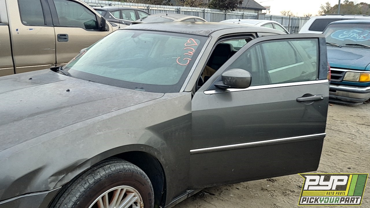 2008 CHRYSLER 300 partes disponibles