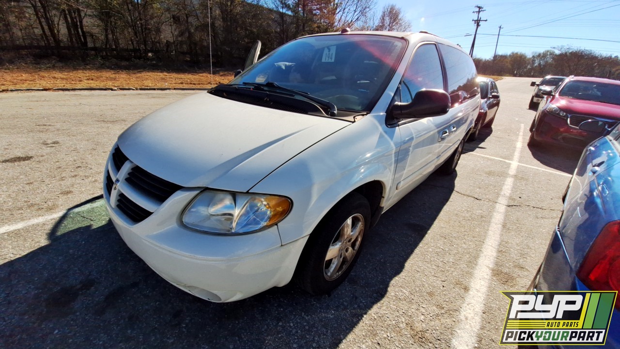 2005 DODGE GRAND CARAVAN partes disponibles