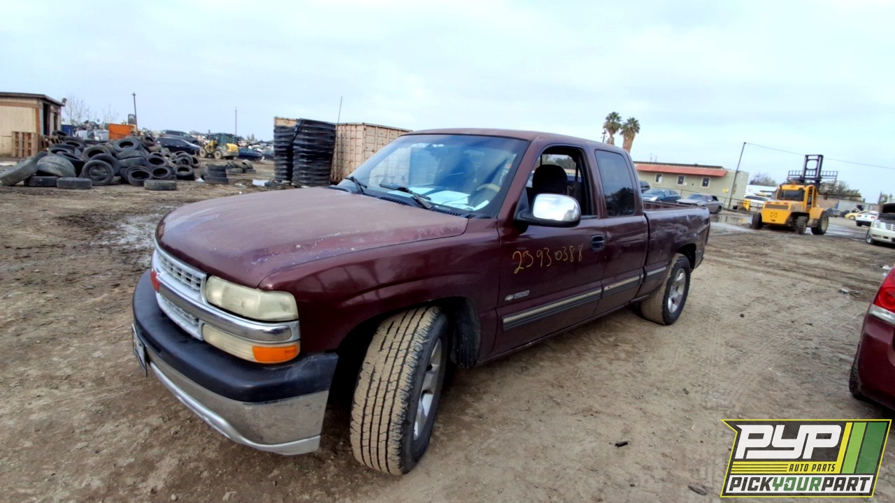 2001 CHEVROLET SILVERADO 1500 available for parts