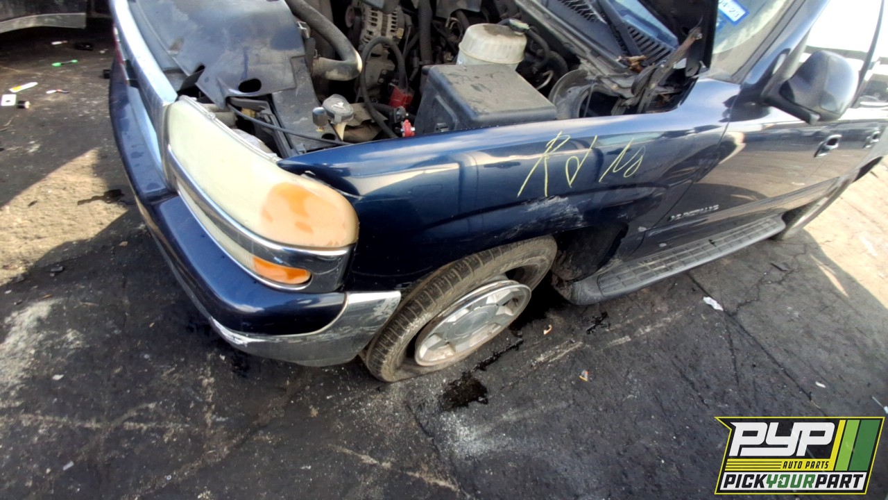 2004 GMC YUKON XL 1500 partes disponibles