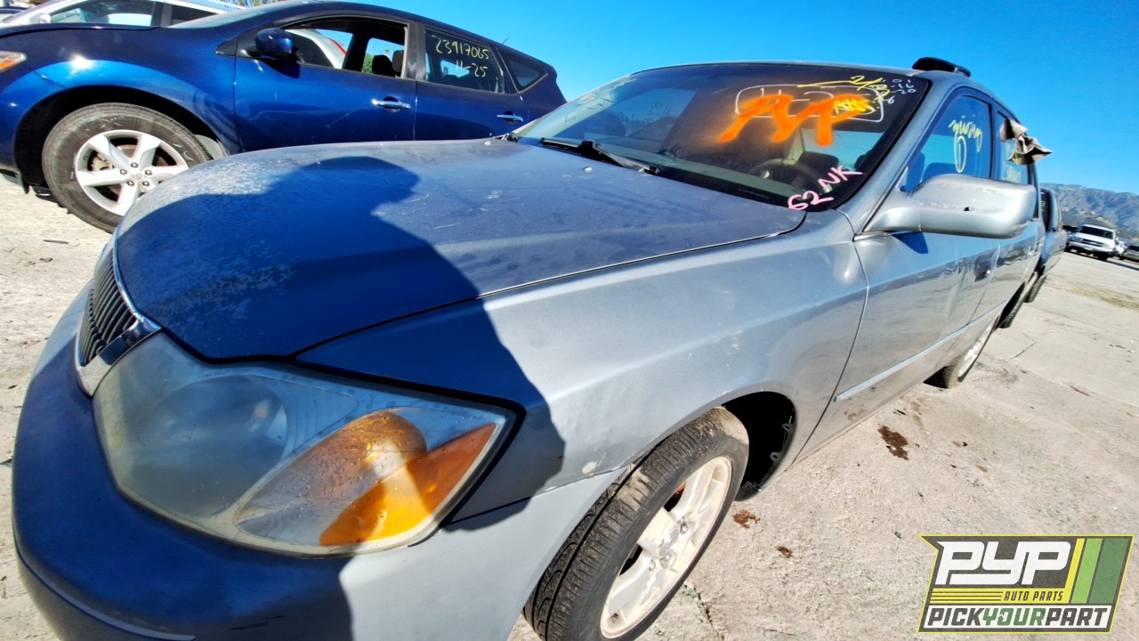 2002 TOYOTA AVALON available for parts