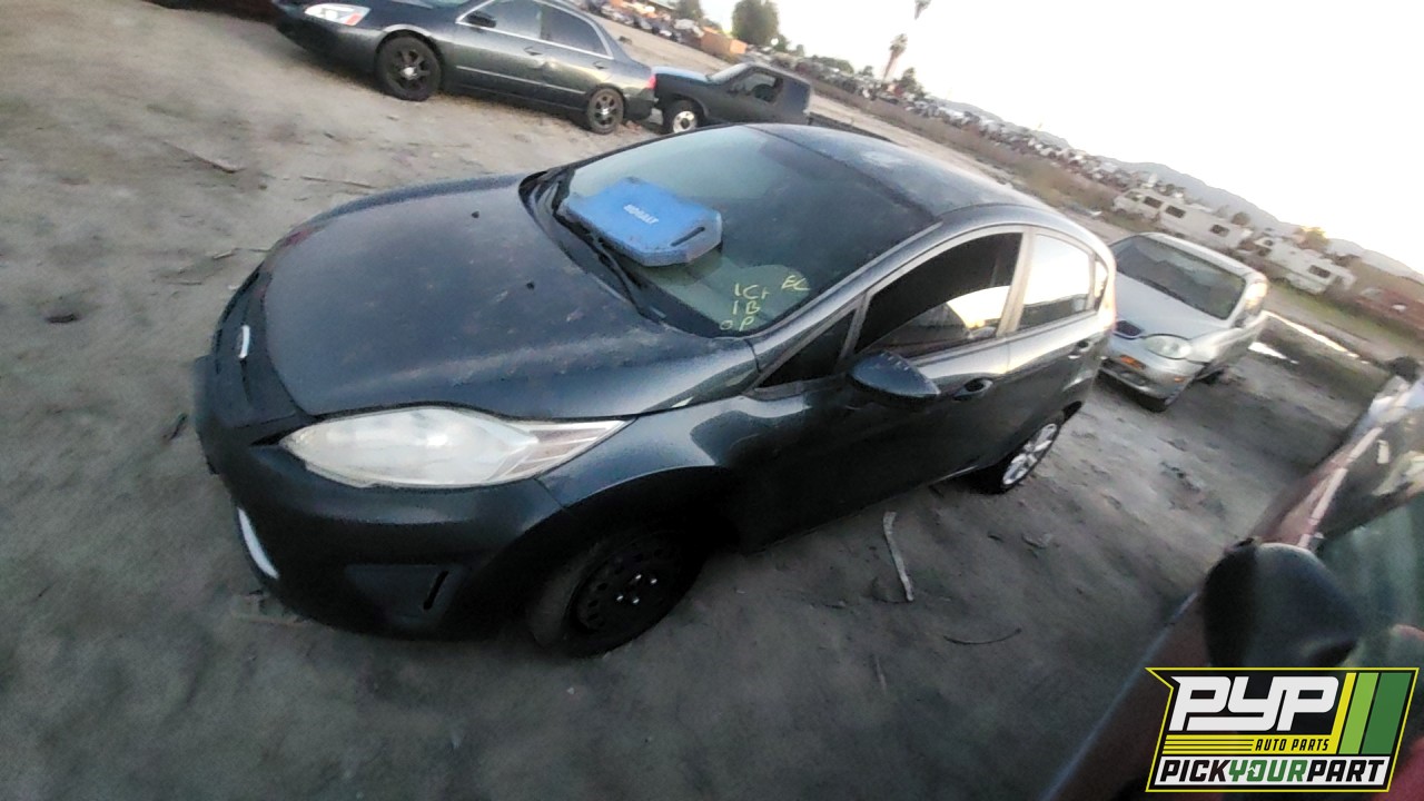 2011 FORD FIESTA partes disponibles