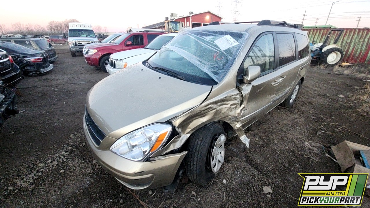 2008 HYUNDAI ENTOURAGE partes disponibles