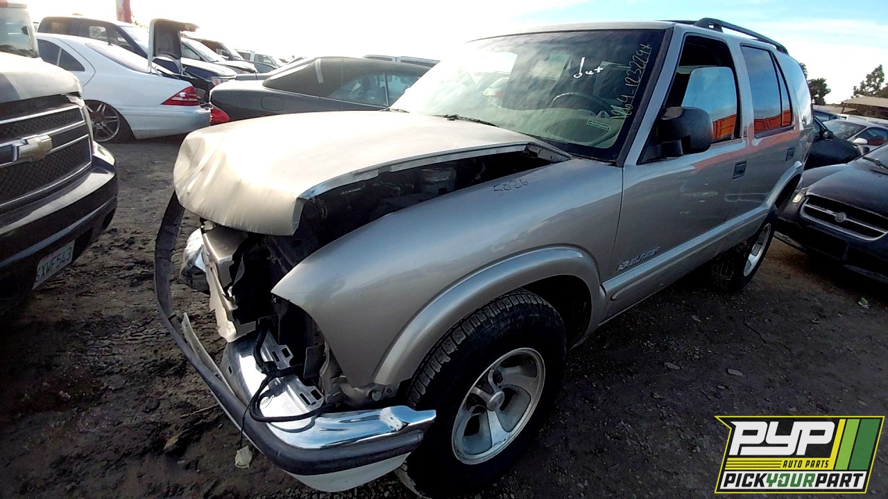 2002 CHEVROLET BLAZER partes disponibles
