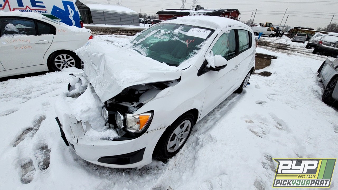 2016 CHEVROLET SONIC partes disponibles