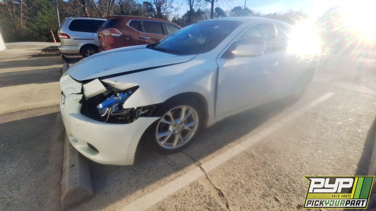 2014 NISSAN MAXIMA available for parts