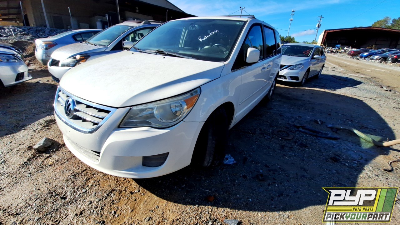 2011 VOLKSWAGEN ROUTAN partes disponibles